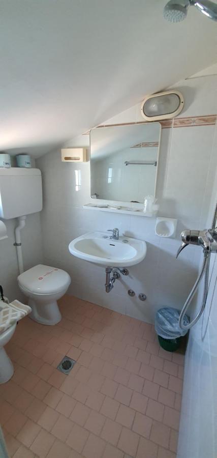רימיני Hotel Vela Azzurra מראה חיצוני תמונה