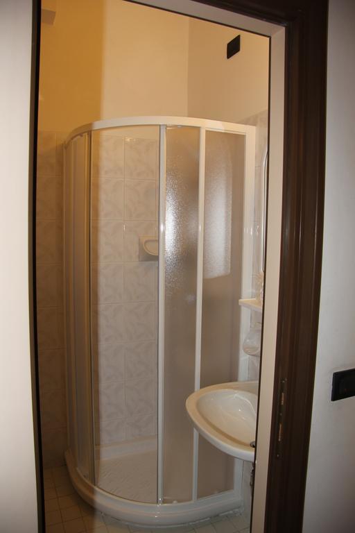 רימיני Hotel Vela Azzurra מראה חיצוני תמונה