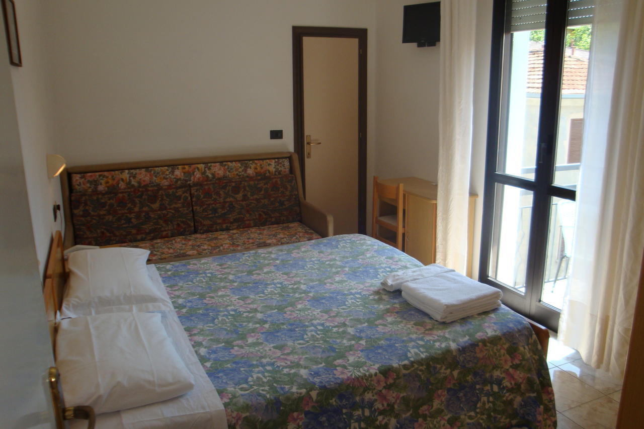 רימיני Hotel Vela Azzurra חדר תמונה